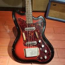 Vintage 1964 Silvertone Model 1443 Hornet Previously Owned By Tony Garnier Bassist For Bob Dylan Since 89 Link In Bio Silvert Bob Dylan Bassist Guitar
