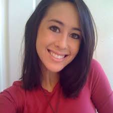 Vanessa Alexis (@nessareyesss)