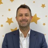 Adam Cadle's Instagram, Twitter & Facebook