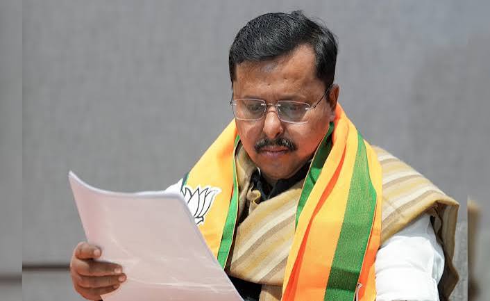 Nitin Nabin Hits Ground Running, First Meeting Focuses On Poll Strategy