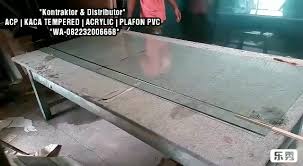Landau apex 934 metres 3,064 toes. Kaca Tempered Bangunan