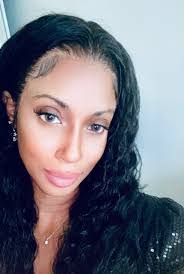 Simone Chang's Instagram, Twitter & Facebook