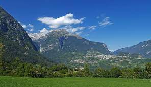 2 of 13 properties are available in san lorenzo in banale. San Lorenzo Dorsino Trentino Dolomiten Italien