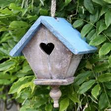 Nichoir Maison D Oiseaux Coeur Bois Peint Bleu Et Blanc Bird House Feeder Bird Houses Bird House