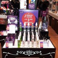 The terrasses du port is a commercial shopping center situated in the 2nd arrondissement of marseille. Photos At Passage Du Desir Marseille L Anti Sex Shop Clothing Store In Arenc