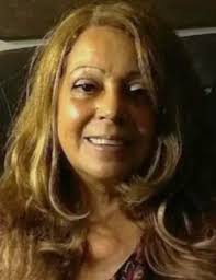 Marina Roach's Instagram, Twitter & Facebook