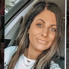 Katelyn Wilfong's Instagram, Twitter & Facebook