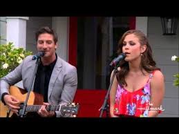 Never Stop Safetysuit Daniel Lissing Erin Krakow Richard Brancatisano Cover Daniel Lissing Erin Krakow Jack And Elizabeth Elle parle 3 langues : never stop safetysuit daniel lissing