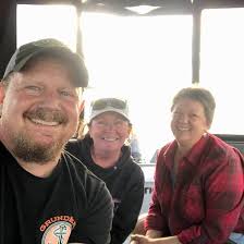 What do you use to clean this kind of a sink?? Thanks in advance.