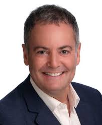 ERIC GUILLOU courtier immobilier à Montréal