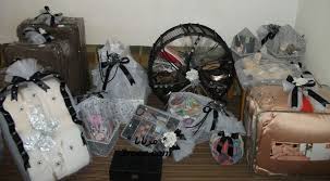 مشاركتي في المسابقه أفكار لتزيين جهاز العروس دبش العروس منتديات عروس Trousseau Packing Wedding Decorations Trousseau