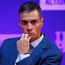 Sánchez s'agafa al solc de la Flotilla mentre la legislatura es manté  embarrancada