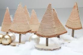 Weihnachtsdeko basteln ein lizenzfreies stock foto von photocase. Weihnachtsdeko Baum Natur Weihnachtsdeko Baumchen Basteln Weihnachten Weihnachten Holz
