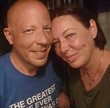 Looking for a Mchenry travel agent for last minute deals