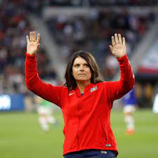 Q&A With Mia Hamm: Current State Of Women's Soccer, USWNT Mount Rushmore -  The Spun: What's Trending In The Sports World Today