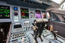 Fermate questo aereo e tenta di irrompere nella cabina di pilotaggio. Storia Della Strumentazione Degli Aeromobili