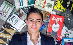 Wolfgang fue detenido en un restaurante del barrio laureles, uno de los más turísticos de medellín el famoso youtuber es acusado de subministrar estupefacientes a un menor de 10 años, abusar. Detienen A Youtuber Que Cobro Un Secuestro En Bitcoins