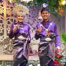 Maybe you would like to learn more about one of these? Gambar Majlis Malam Berinai Fasha Sandha Dan Aidil Aziz Di The Love Matic Kl Jom Edutainment