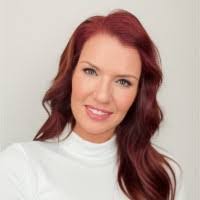 Mary Meszaros's Instagram, Twitter & Facebook