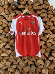 Das neue jersey der gunners kassiert neben. Fc Arsenal Trikot Home 14 15 History Of Football Shirts