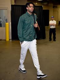 Gq's second annual nba style showdown is in the books, and it wasn't without its surprises. D Angelo Russell Is The Winner Of Gq S 2019 Nba Style Showdown Gq