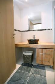 Découvrez les meubles de salles de bains lapeyre, aux styles, couleurs et matériaux variés. Salle De Bain Marbre Beige Bb Et Marbre Noir Realisations Vidauban Var