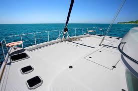 Une croisière kitesurf au coeur des grenadines. Croisiere Catamaran Iles Grenadines Martinique