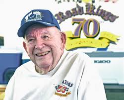 Burbank Road Kings host 70th Anniversary car picnic