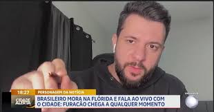Brasileiro demonstra preocupação com chegada de furacão nos EUA: 'Vamos  para o closet'
