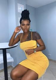 Attractive Black And Yellow Outfits For Ladies Prettisusu In 2020 Black Beauties Beautiful Black Women Black Women