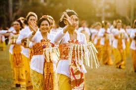 Check spelling or type a new query. Daftar Lengkap Tari Tradisional Daerah Di Indonesia Materi Kelas 6 Sd Mi Tema 8 Subtema 2 Hal 68 69 70 Seputar Lampung