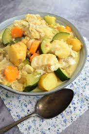 Blanquette De Poisson Au Curry Recette Au Cookeo Recette En 2020 Blanquette De Poisson Curry De Poisson Recette Poisson Au Four