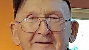 Lenora Steele's Instagram, Twitter & Facebook