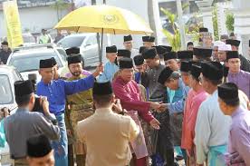 Waktu sholat adalah aplikasi untuk mengetahui jadwal sholat hari ini dan adzan, arah kiblat. Sultan Kedah Solat Aidilfitri Di Masjid Zahir