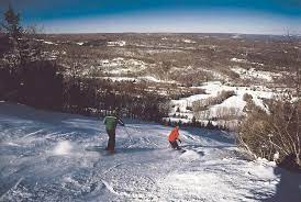 Since covid safety protocols in place similar to the ski mountain's variety, the water attractions range from a series of pools designed specifically for young children to. Getaway Guide To Camelback Mountain Resort Cbs Philly