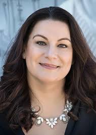 Erica Gates's Instagram, Twitter & Facebook