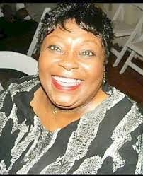 Hattie Lowe's Instagram, Twitter & Facebook