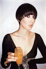 Pin By Nancy Nishihira On People We Love Karen O Hair Bob Hairstyles