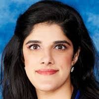 Guneet Gill's Instagram, Twitter & Facebook