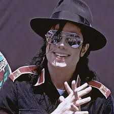 Army of love ❤️ one voice 💜 together we are one 💜 love you more Michael  Jackson <3