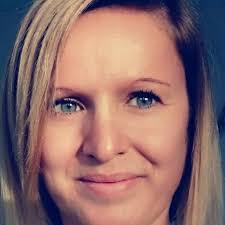 JE SUIS ALEX: L'INVISIBLE EST BIEN RÉEL. IL EST LÀ, SUR VOUS, CHEZ VOUS.  LAISSEZ-MOI VOUS AIDER. JE PEUX VOUS EN DÉBARRASSER !: ROY, SABRINA:  9798267280747: Amazon.com: Books