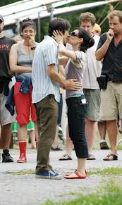 Cillian murphy's wife is irish model, yvonne mcguinness, whom he is married to since 2004. On Set Of Watching The Detectives Cillian Murphy Image 11158396 Fanpop Page 2