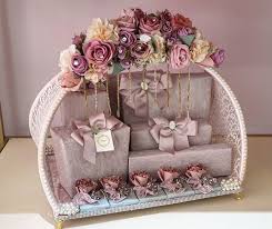 Dəbli Xoncalarin Satisi On Instagram Dəbli Fərqli Rəng Ahəngli Kubar Muasir Goz Oxs Wedding Gifts Packaging Creative Wedding Gifts Wedding Gift Baskets