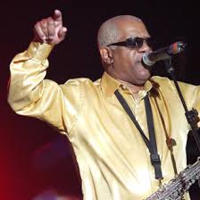 Los angeles, june 22 (ap) — claydes charles smith, a founder and the lead guitarist of the group kool and the gang, died on tuesday in maplewood, n.j. Sghg96ko4u3qvm