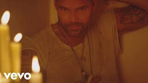 Enrique martín morales (spanish pronunciation: Ricky Martin Fiebre Official Video Ft Wisin Yandel Youtube