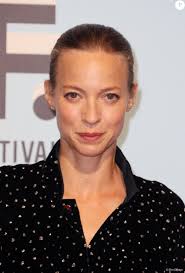 5,207 likes · 15 talking about this. Elodie Frenck Qui Est Son Mari Herve Ruet Qui Travaille Dans Le Cinema Le Diaporama Purepeople