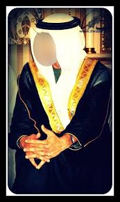 Camel hair specifically refers to the fur from the body of a camel, but more generally refers to the fibre (and cloth) that may be made from either pure camel hair or a blend of camel hair and another fibre. Traditional Dress Of United Arab Emirates