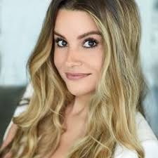 Alison Coy's Instagram, Twitter & Facebook