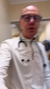 PENCIL ✏️ IN THE EAR DURING FINAL EXAMS!!!! Always love kids.  #pediatricianlife #childhood #child #parenting #doctor