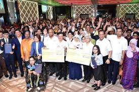 Majlis anugerah cemerlang pelajar 2012 ketua sektor pengurusan sekolah jabatan pelajaran negeri pahang perasmi Usaha Dan Inisiatif Semua Pihak Perlu Dalam Memacu Kecemerlangan Pendidikan Selaras Visi Penang2030 Ketua Menteri Buletin Mutiara